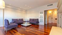 Living room of Flat for sale in  Barcelona Capital  with Air Conditioner