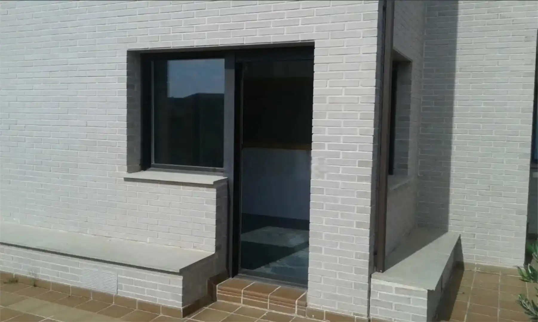 Vista exterior de Casa o xalet en venda en Almazán amb Jardí privat i Parquet