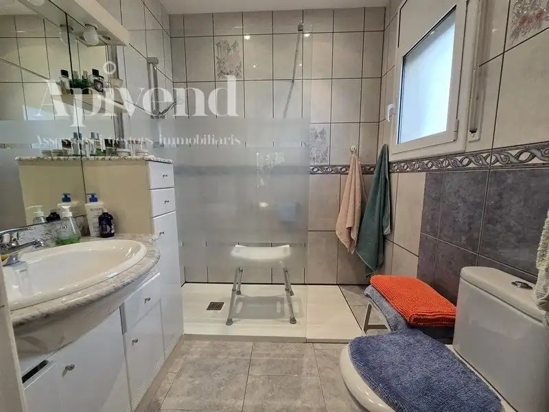 Villa con piscina in vendita a Pení, imagen 14
