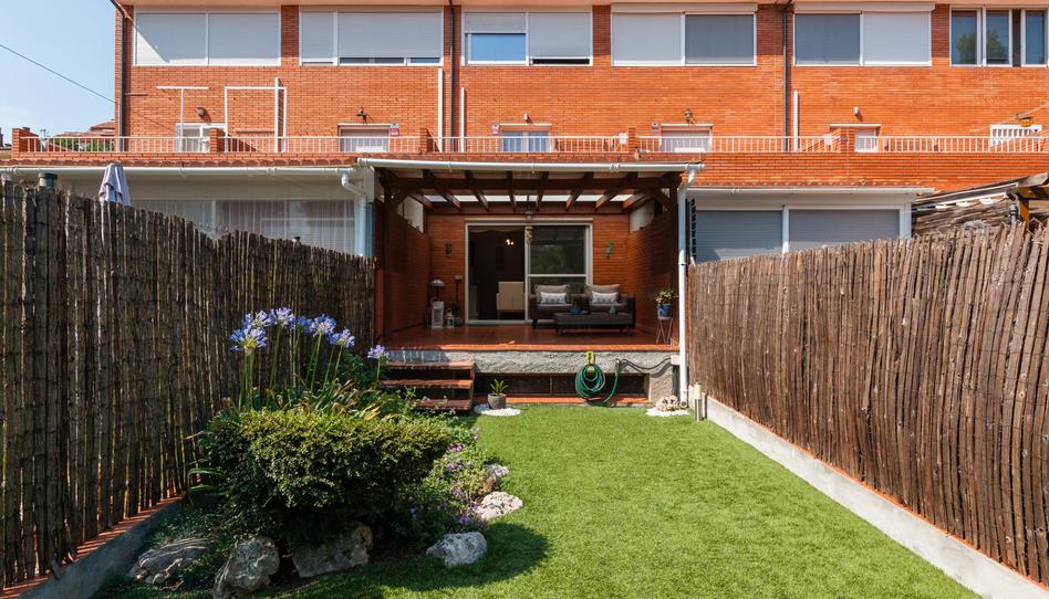 Photo 1 of Single-family semi-detached for sale in Carrer de la Mina, Sant Domènec, Barcelona