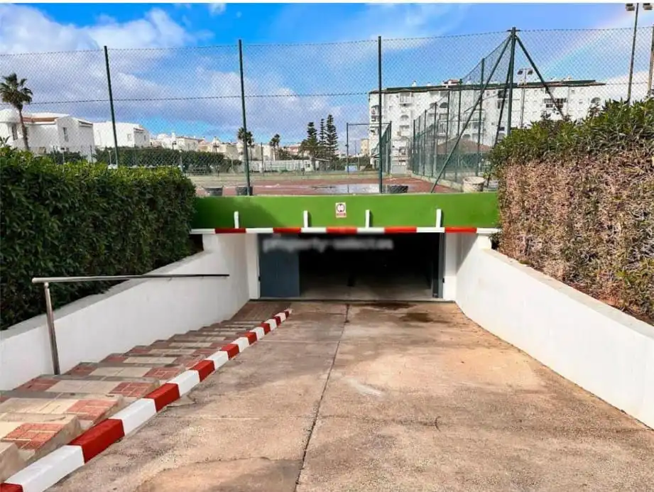 Garage for rent in Avenida Costa del Sol, 6, Laguna Beach