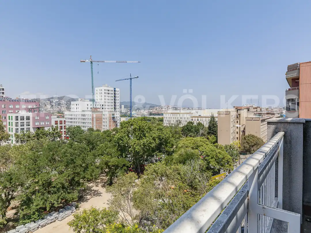 Außenansicht von Büro zur Miete in Barcelona mit Terrasse