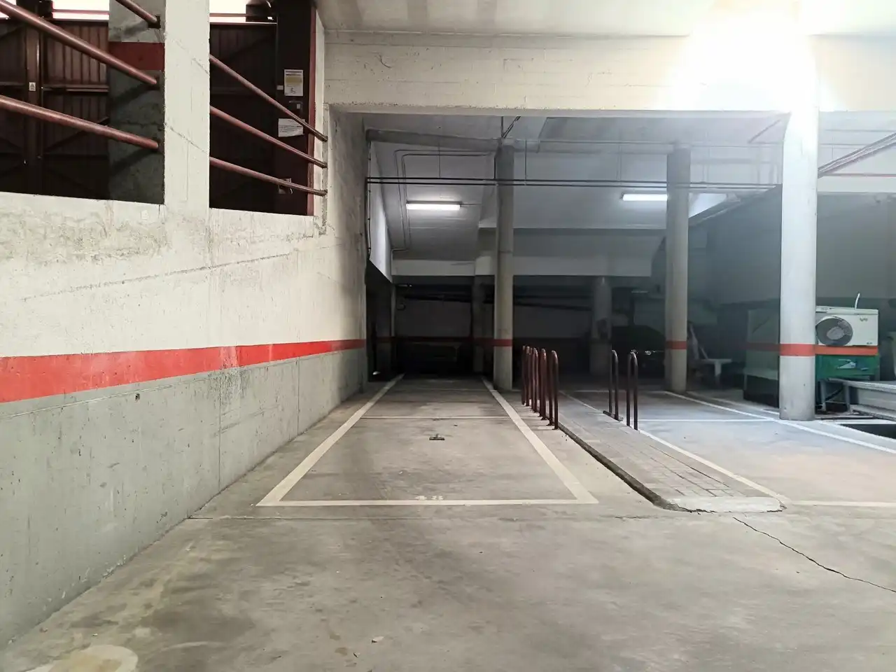 Parking de Piso de alquiler en Madrid con Aire acondicionado, Calefacción y Horno