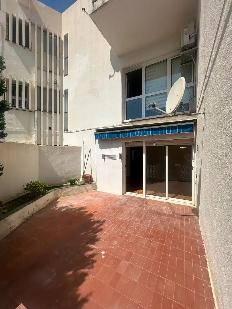 Vista exterior de Planta baixa en venda en Vandellòs i l'Hospitalet de l'Infant amb Jardí privat i Forn