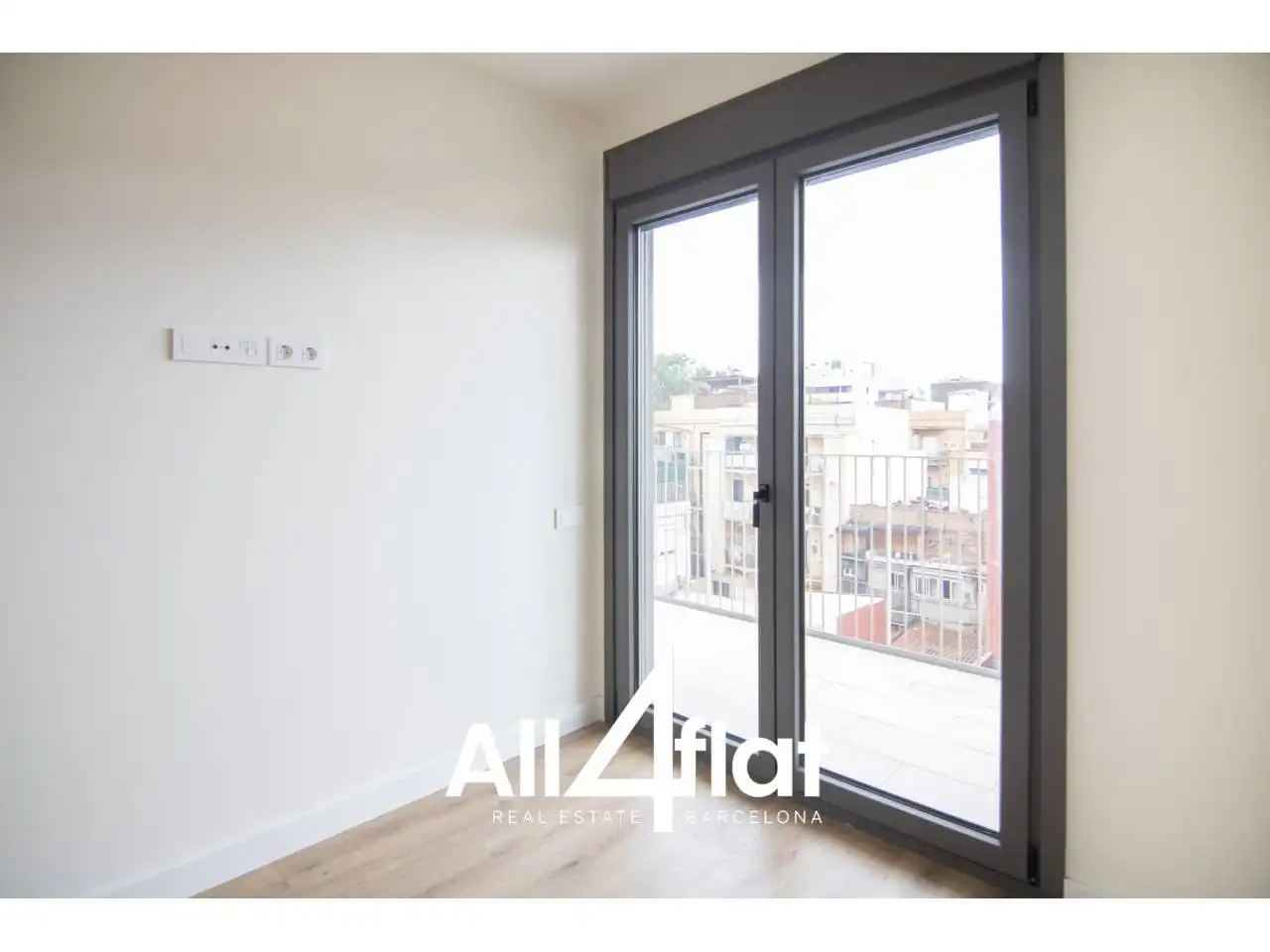 Schlafzimmer von Wohnung zur Miete in Barcelona mit Klimaanlage, Heizung und Parkett