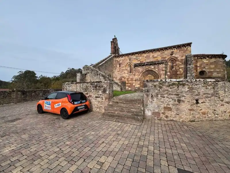Parking de Casa adosada en venta en Cartes con Jardín privado y Amueblado