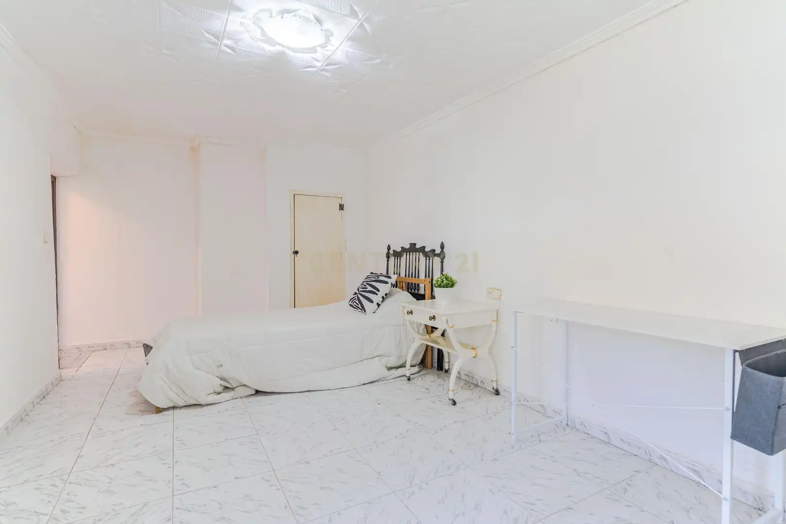 Habitación de Casa adosada en venta en La Zubia con Aire acondicionado