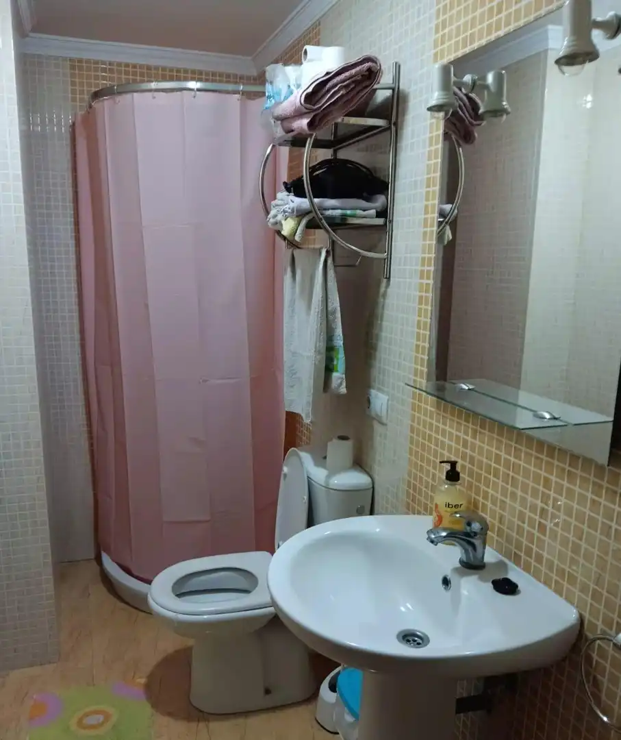 Bathroom of Flat for rent in Boiro  with Heating and Furnished