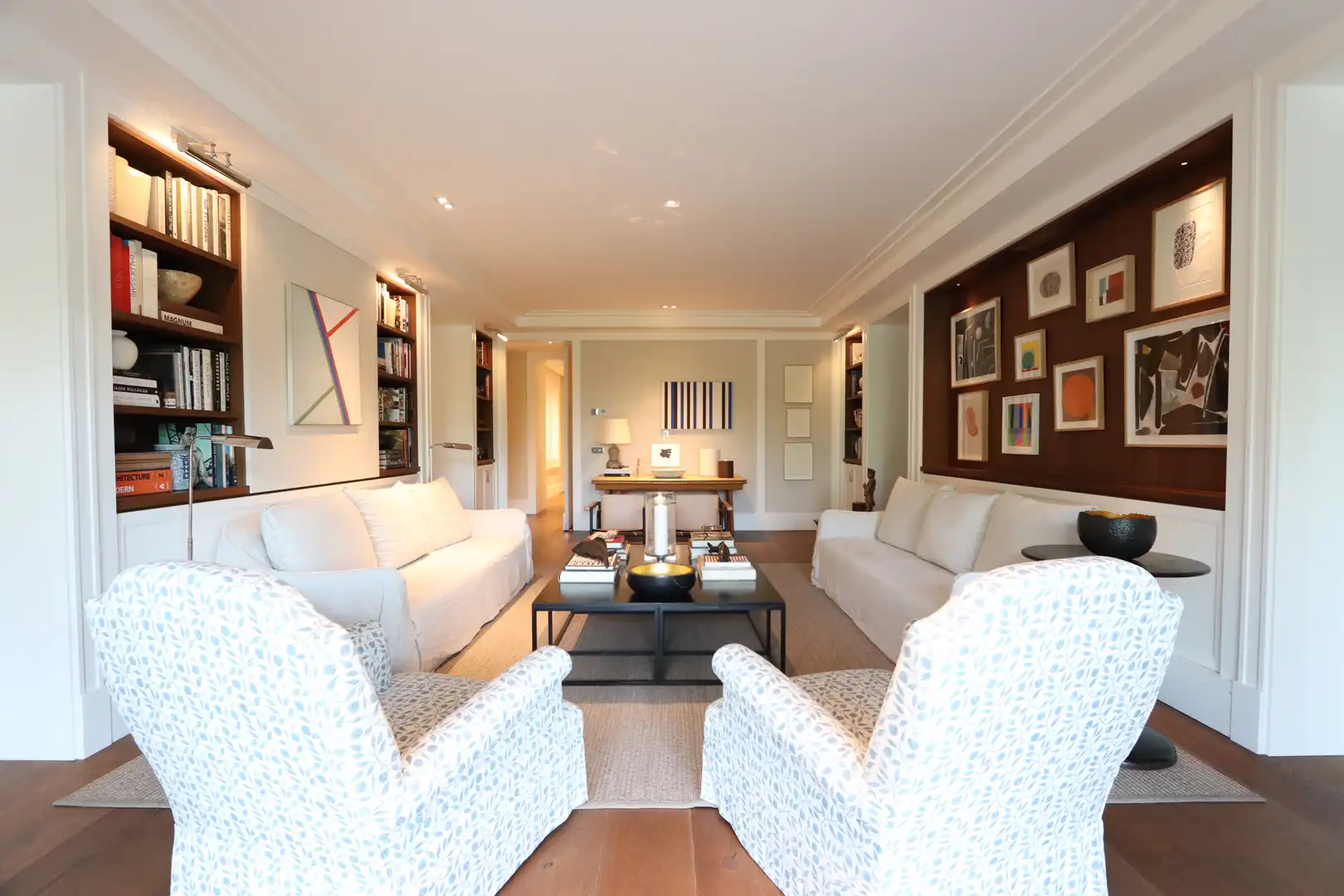 Living room of Flat for sale in Madrid  with Air Conditioner, Heating and Parquet flooring