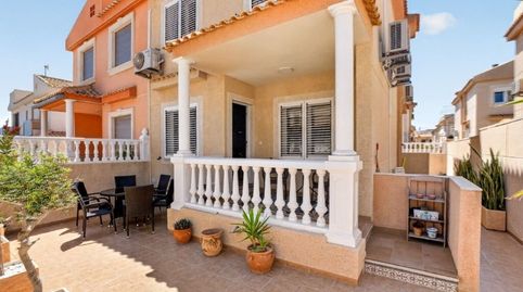Foto 2 de Casa adosada en venta en Parque de las Naciones, Torrevieja