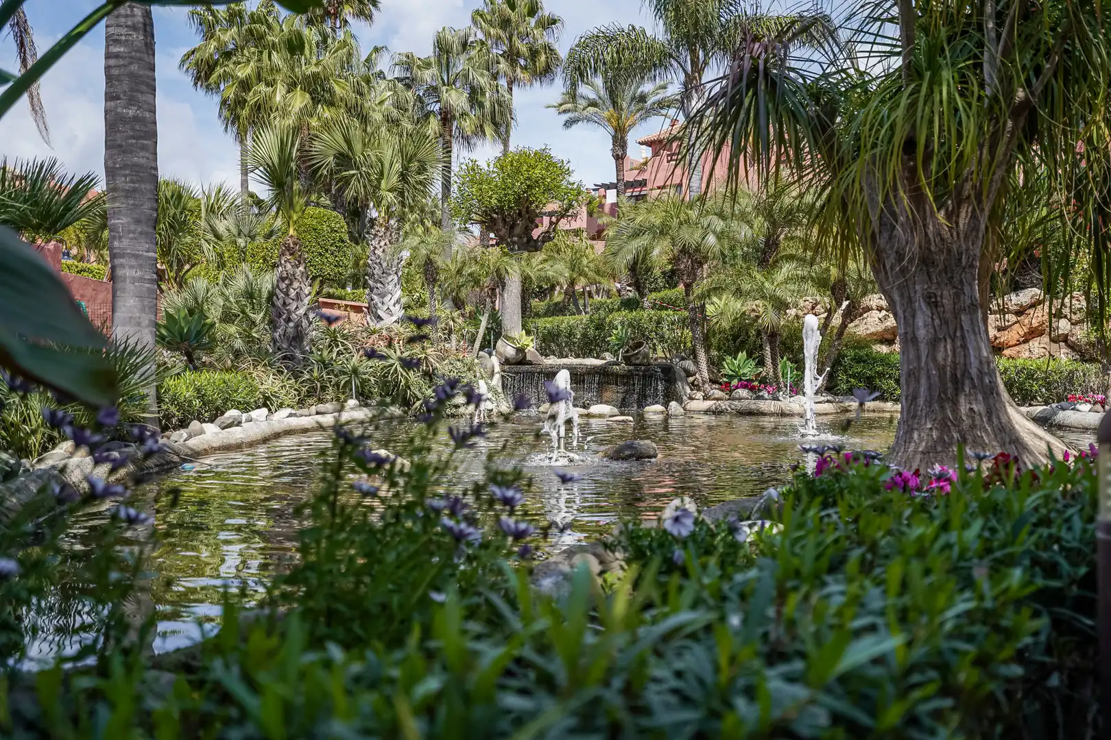 Jardín de Ático en venta en Estepona con Aire acondicionado, Terraza y Piscina
