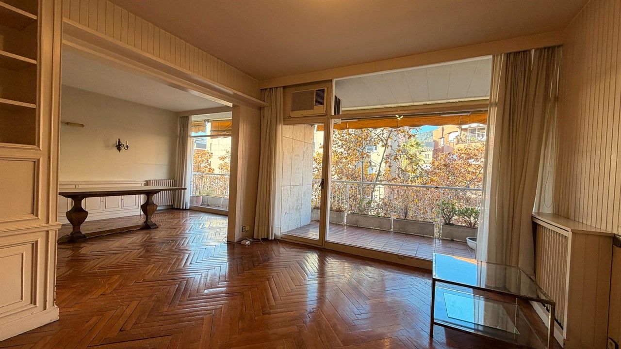 Living room of Flat for sale in  Barcelona Capital  with Heating, Terrace and Storage room