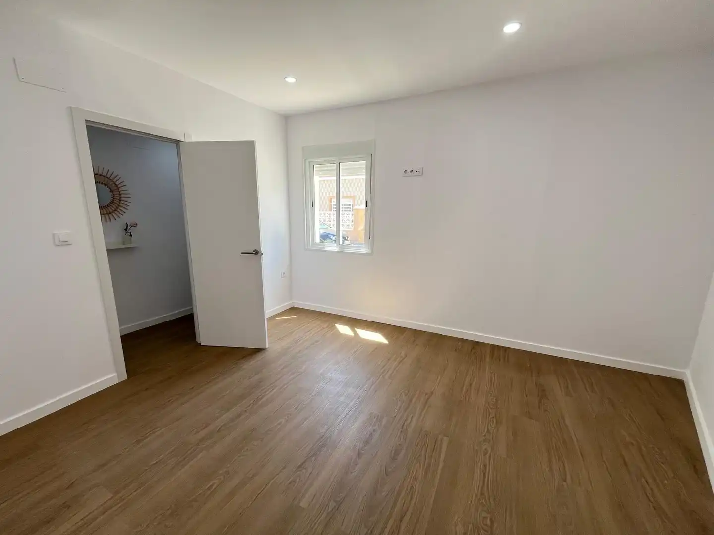Habitación de Casa adosada en venta en Cartagena con Parquet, Terraza y Trastero
