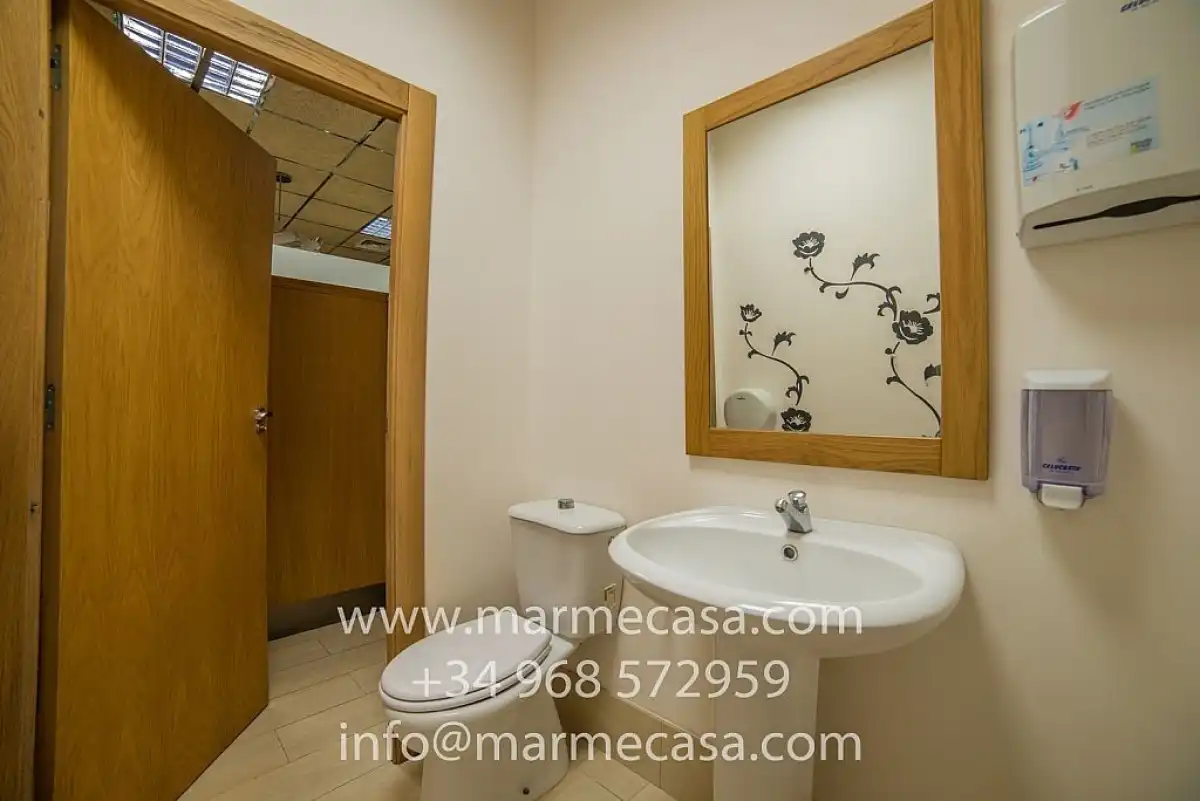 Local comercial de lloguer a mediterraneo, imagen 48