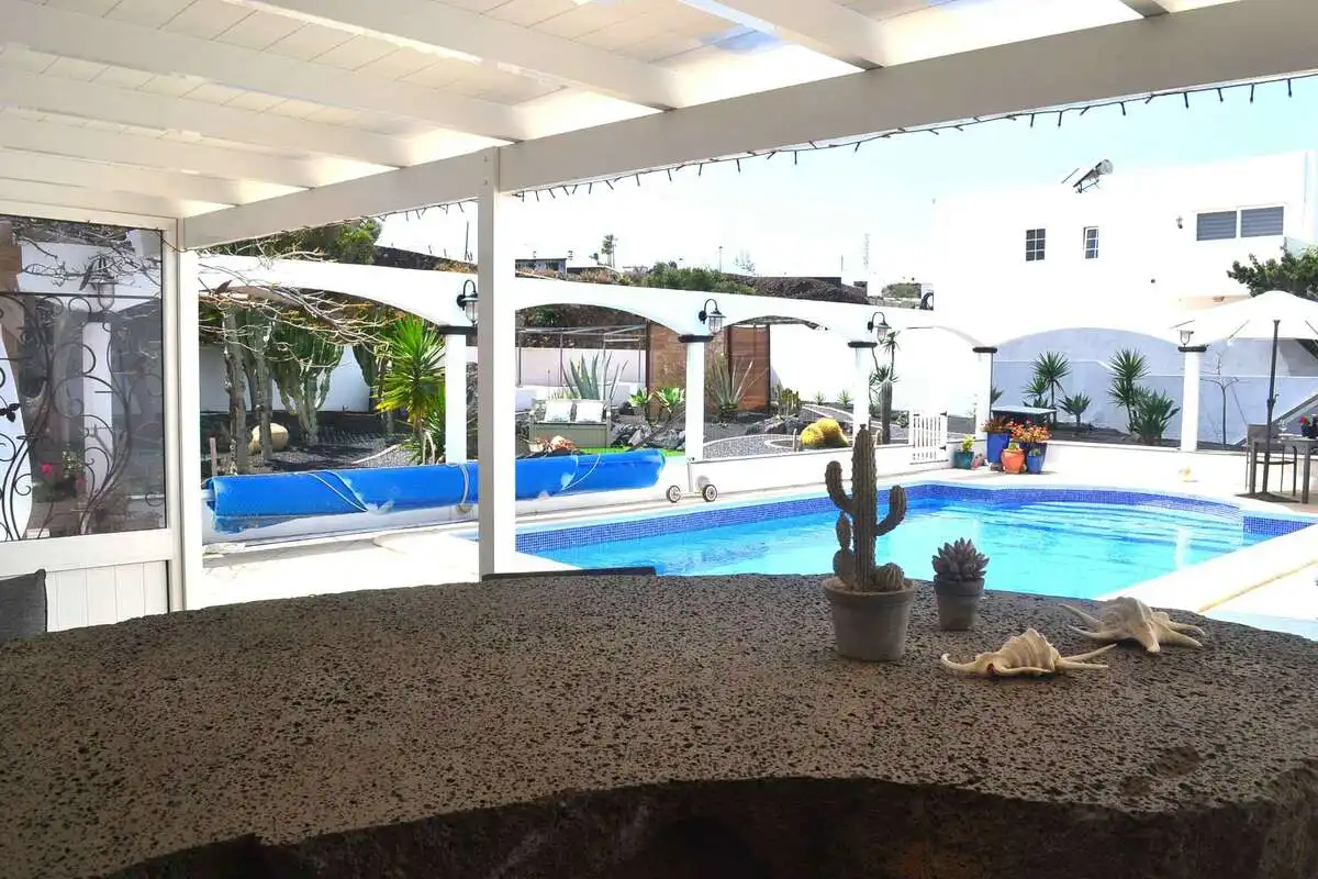 Swimming pool of Houses for sale in Tías  with Air Conditioner, Private garden and Terrace