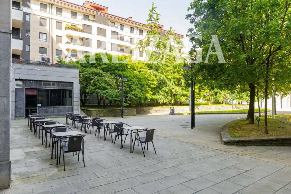 Terrasse von Geschaftsraum zur Miete in Donostia - San Sebastián  mit Klimaanlage und Möbliert