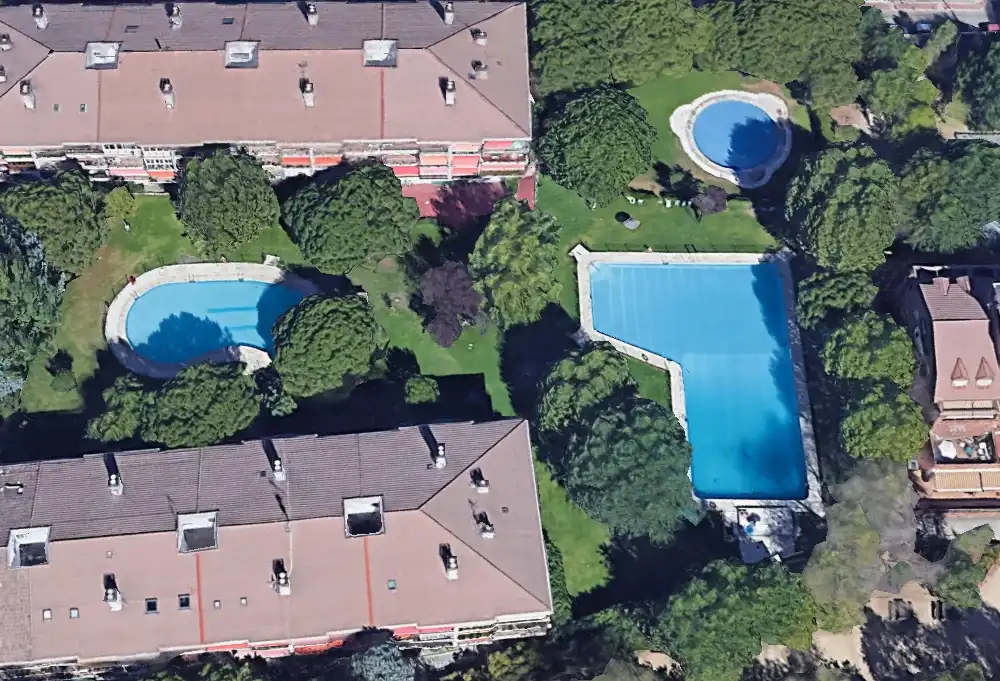 Piscina de Pis en venda en Collado Villalba amb Calefacció, Terrassa i Traster