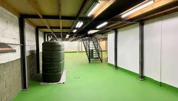 Fabrikhallen zur Miete in Santander