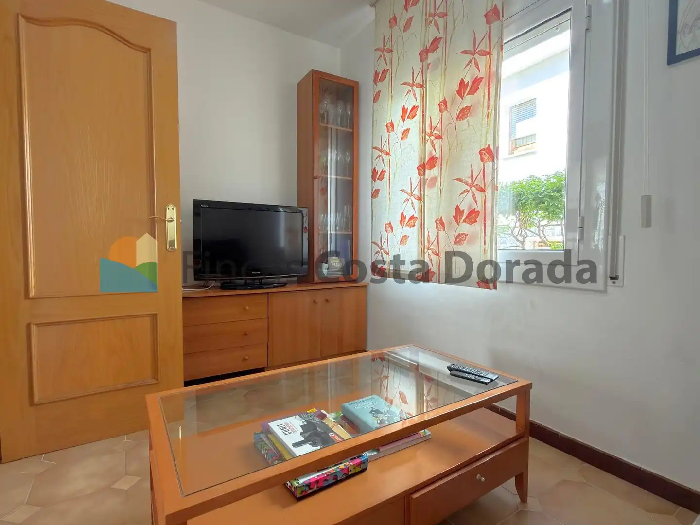 Living room of Houses for sale in Cubelles  with Air Conditioner, Private garden and Parquet flooring