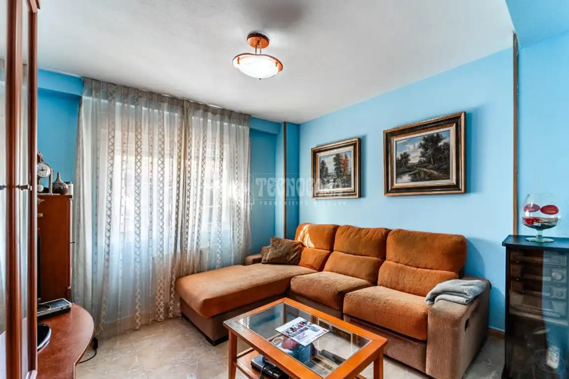 Sala de estar de Casa adosada en venta en Rivas-Vaciamadrid con Aire acondicionado, Calefacción y Jardín privado