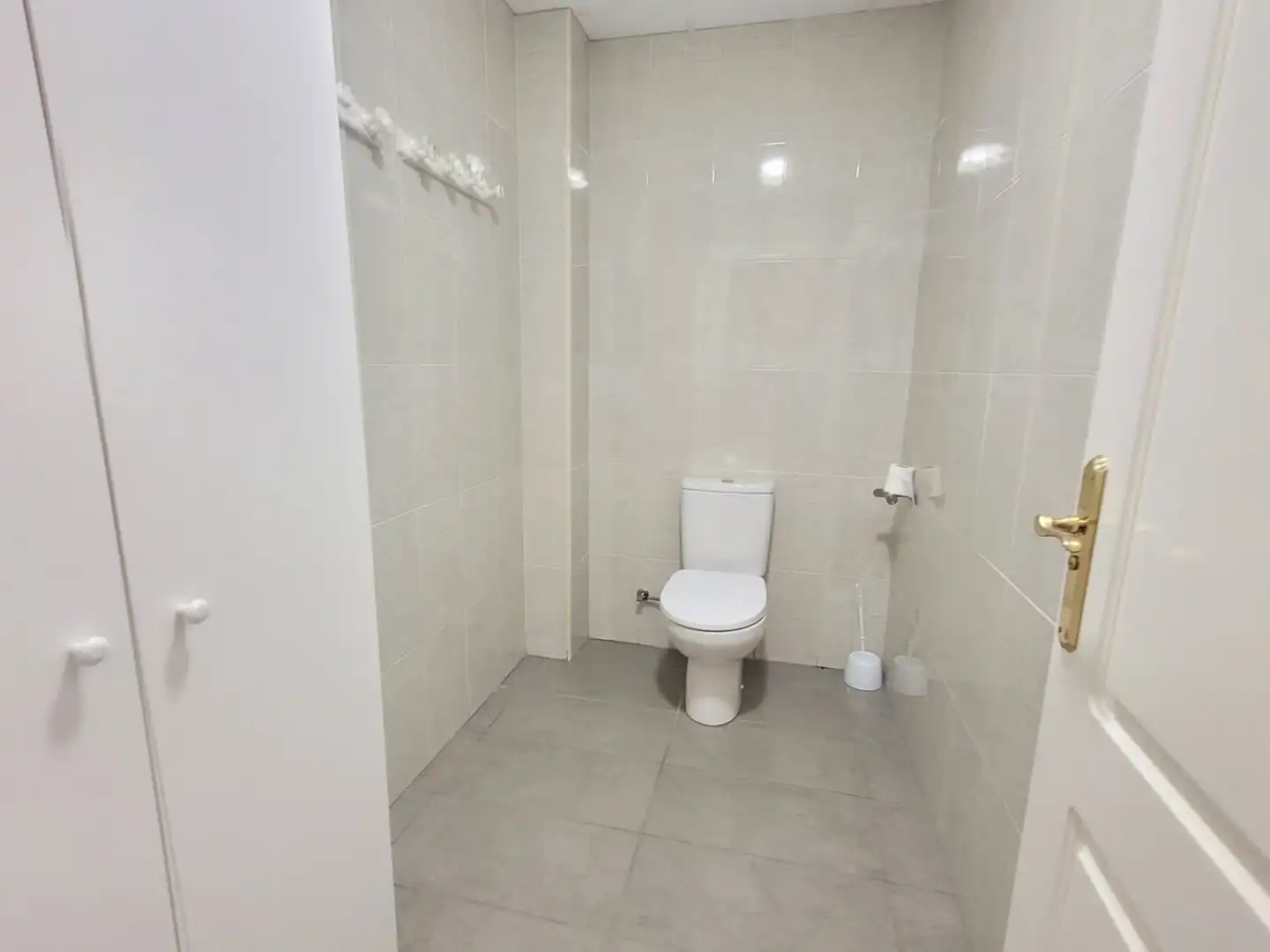 Local comercial de lloguer a Avenida Blas de Otero, imagen 7