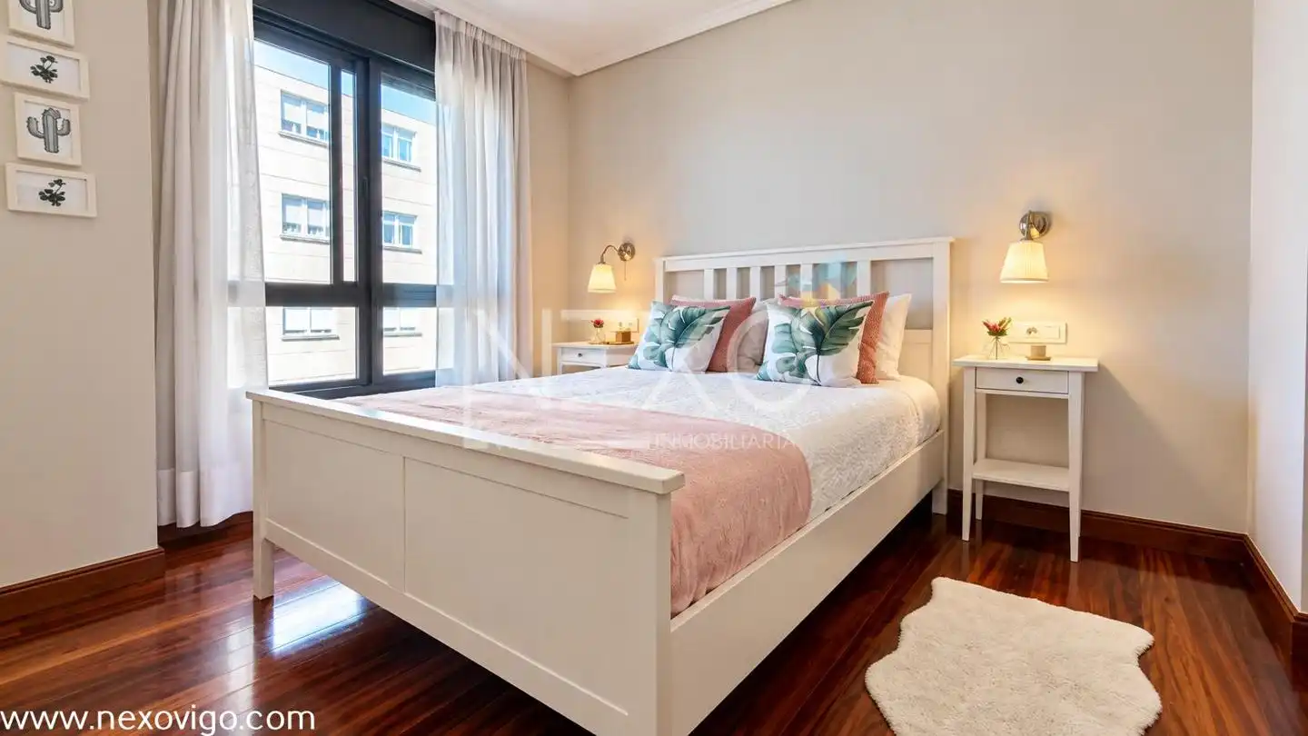 Habitación de Piso en venta en Vigo  con Calefacción, Parquet y Trastero