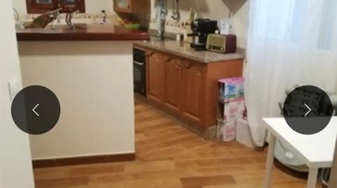 Foto 2 de Piso en venta en Avenida de la Constitución, 4, Moguer, Huelva