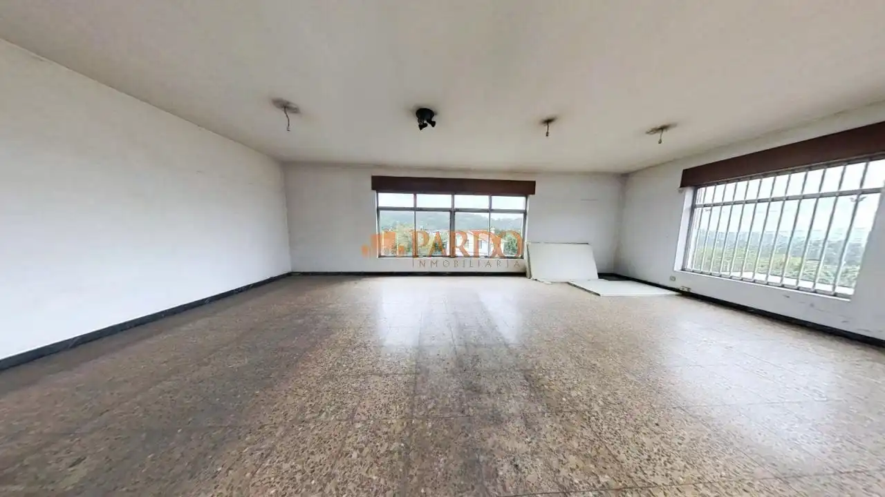 Edificio en venta en Fene