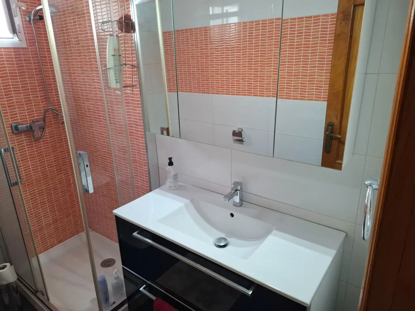 Bany de Àtic en venda en Ourense Capital  amb Calefacció i Moblat