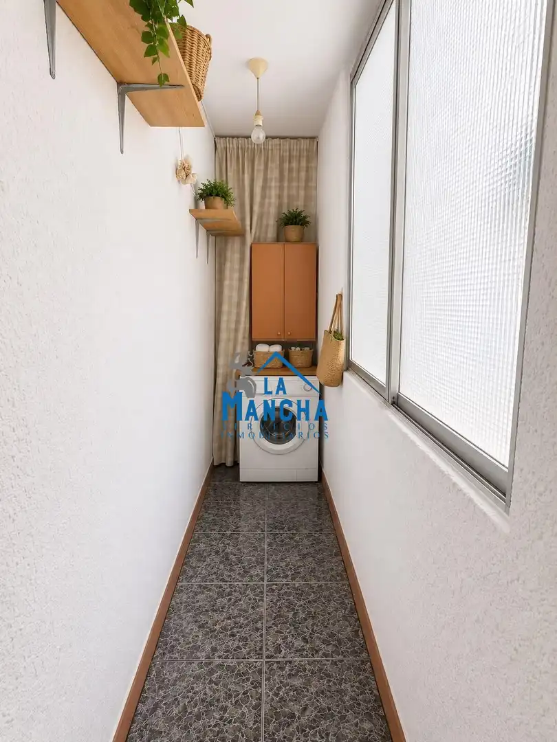 Piso en venta en Albacete con Aire acondicionado, Calefacción y Balcón
