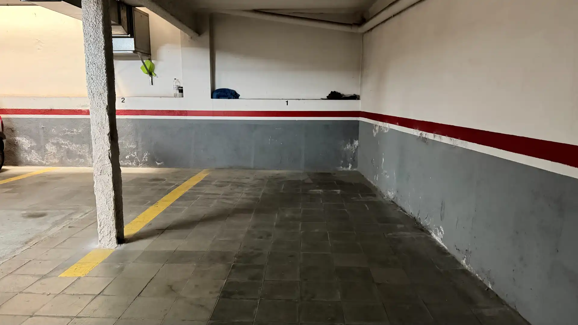 Aparcament de Garatge de lloguer en Nord-oest