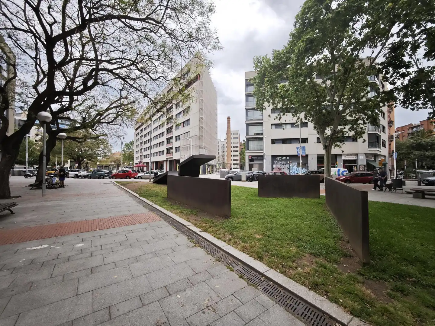 Vista exterior de Pis en venda en Barcelona amb Calefacció i Jardí privat