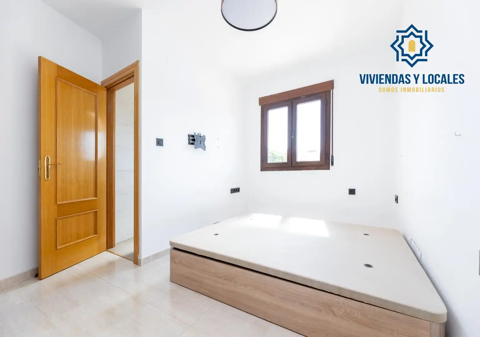 Bedroom of Attic for sale in Gójar  with Air Conditioner, Heating and Terrace