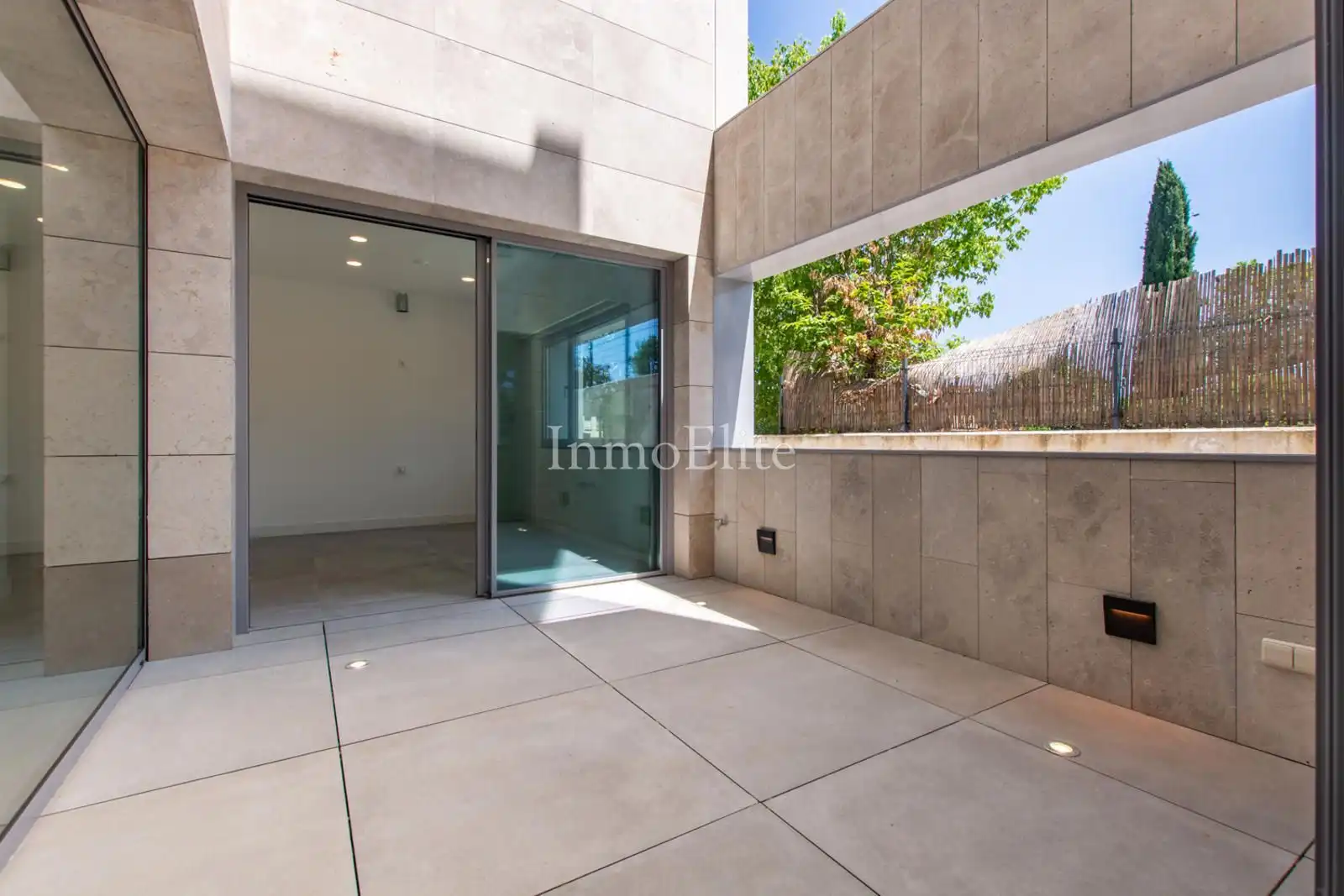 Casa bifamiliare con piscina in vendita a Avenida Europa, imagen 11