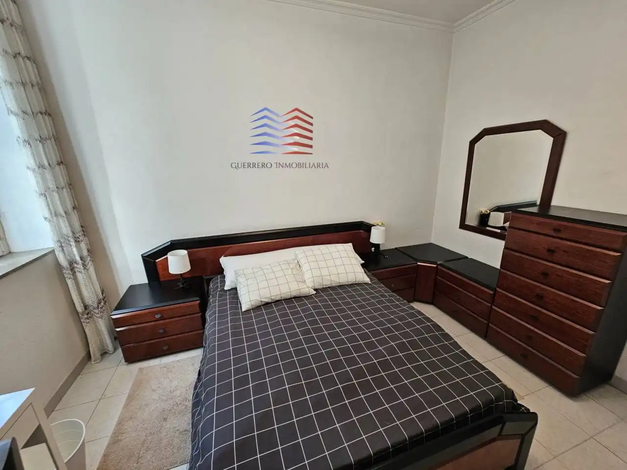 Habitación de Piso de alquiler en Ourense Capital  con Calefacción, Amueblado y Balcón