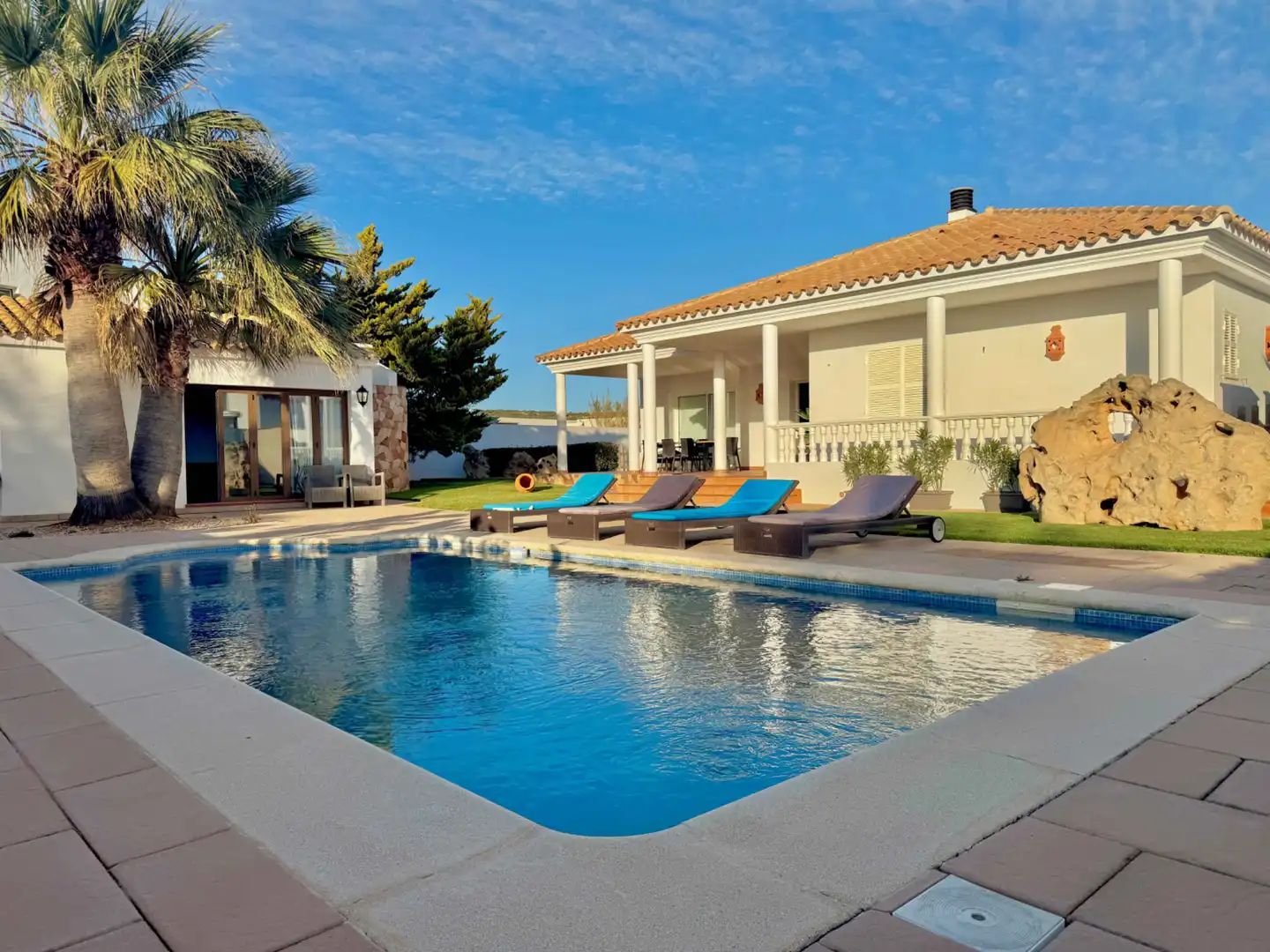 Villa mit Pool zum Verkauf in Carrer de sa Cigonya 327