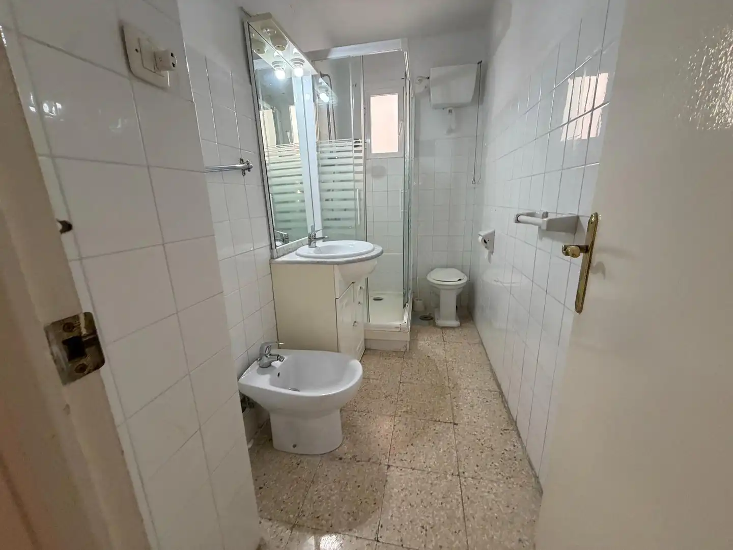Baño de Piso en venta en Cádiz con Balcón