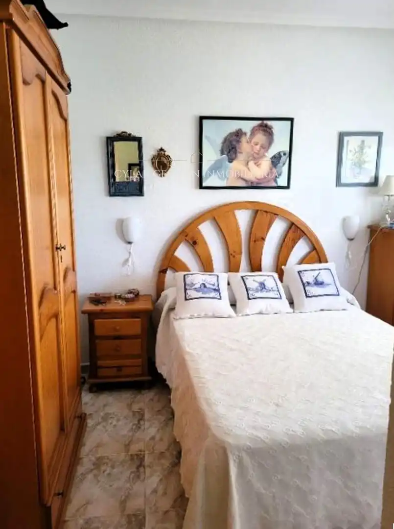 Dormitori de Casa o xalet en venda en Castellanos de Villiquera amb Calefacció i Piscina