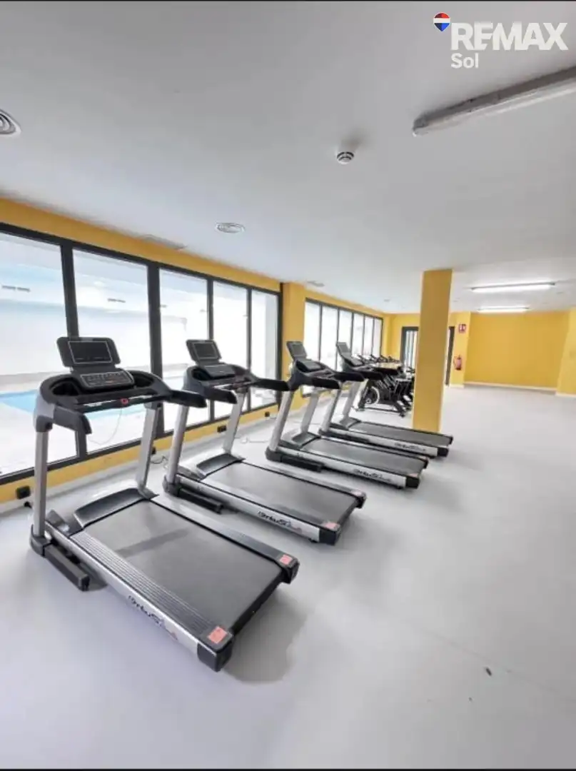 Study for rent in San Sebastián de los Reyes  with Air Conditioner and Community pool