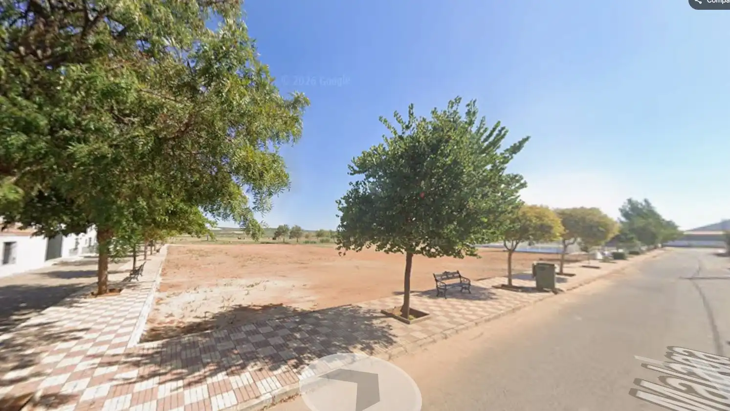 Terrenos y solares en venta en Calle Almeria 1