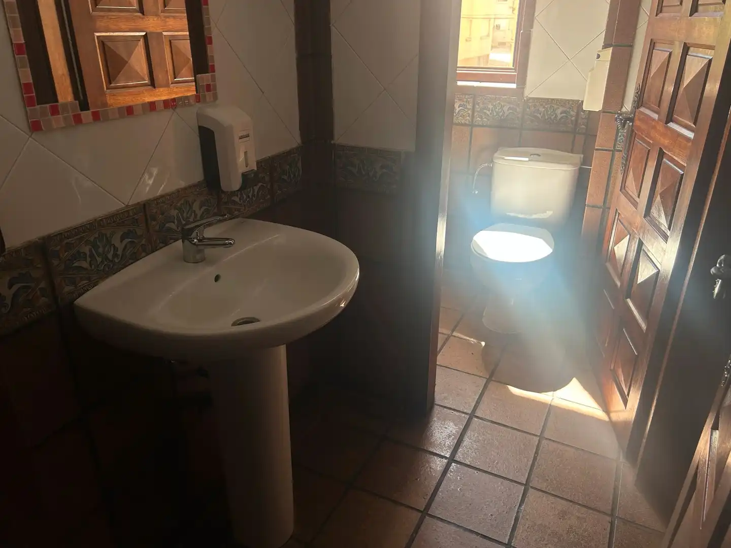 Baño de Local en venta en Cuéllar con Aire acondicionado y Calefacción