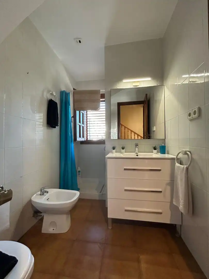 Baño de Casa o chalet de alquiler en La Pobla de Farnals con Aire acondicionado, Terraza y Piscina