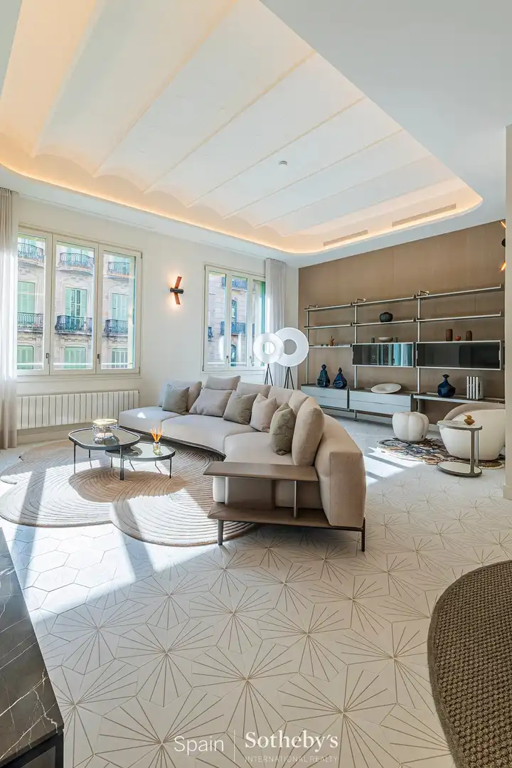 Appartement compact avec piscine à vendre à Eixample, imagen 4