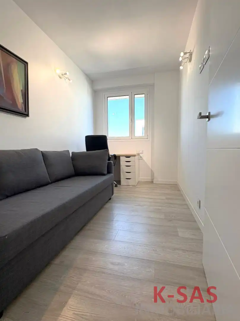 Dormitori de Pis en venda en L'Hospitalet de Llobregat amb Aire condicionat, Parquet i Terrassa