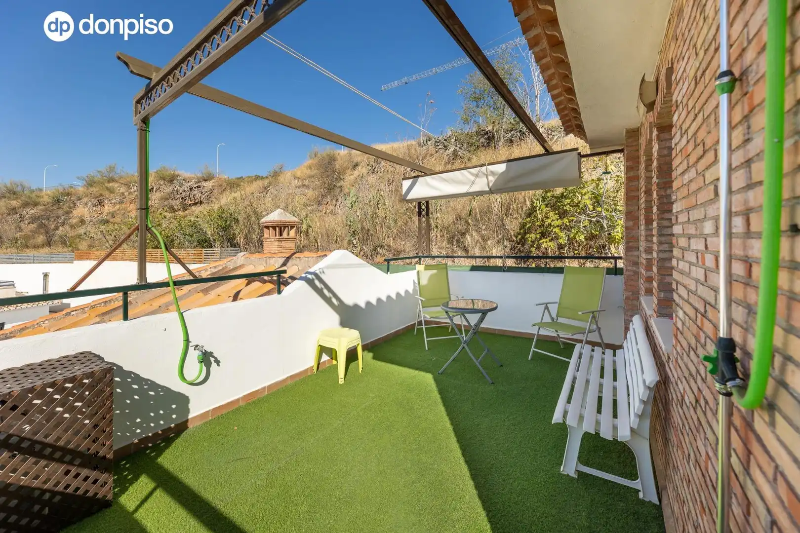 Terraza de Casa o chalet en venta en Granada con Jardín privado, Terraza y Piscina