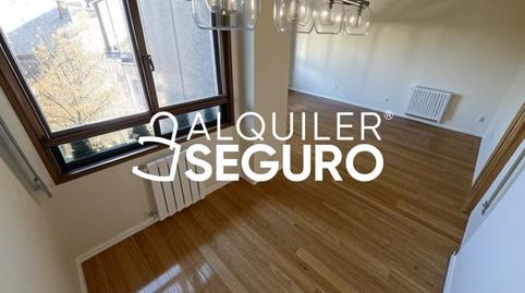 Photo 2 of Flat to rent in De Sangenjo , Tres Olivos - Valverde, Madrid