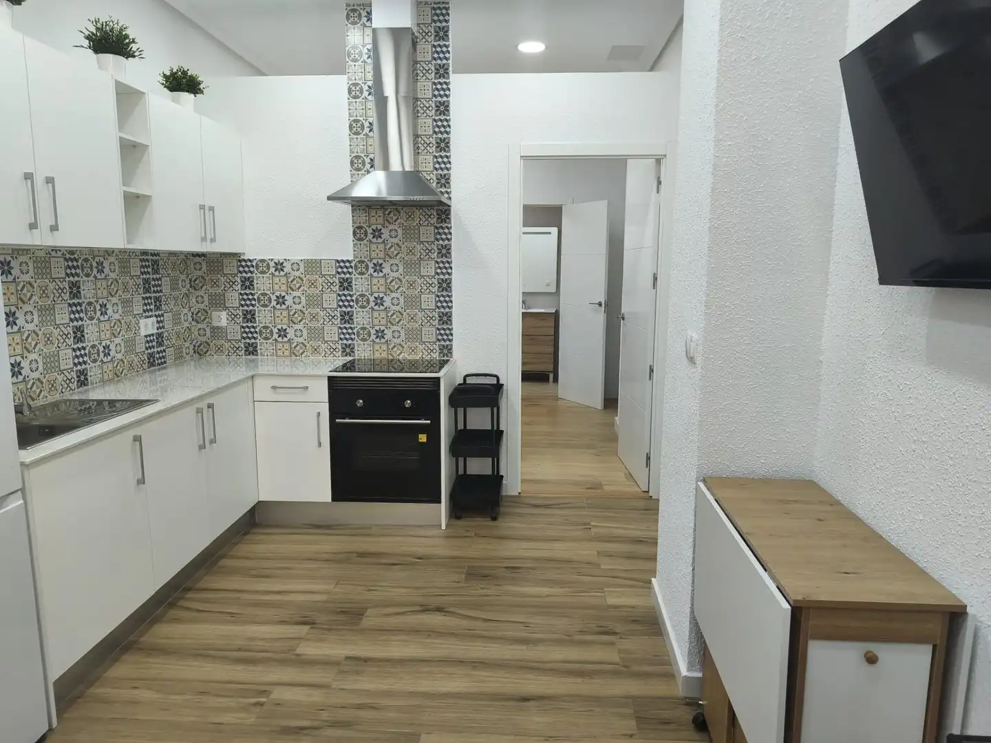 Kitchen of Ground floor for sale in Elche / Elx  with Air Conditioner, Parquet flooring and Furnished