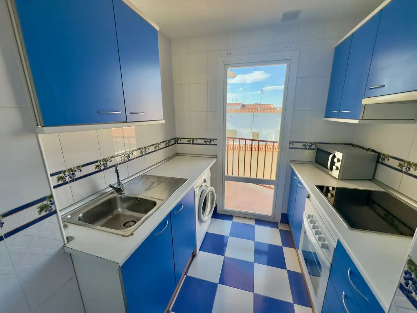 Küche von Wohnung zum Verkauf in Valdepeñas mit Heizung, Parkett und Balkon