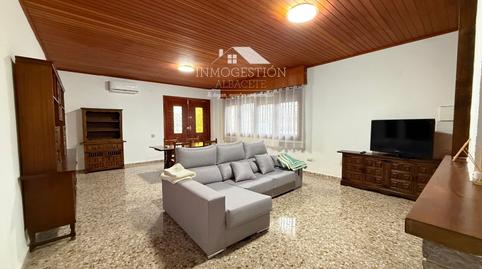 Foto 2 de Casa o xalet de lloguer a Ayora, La Milagrosa,  Albacete Capital