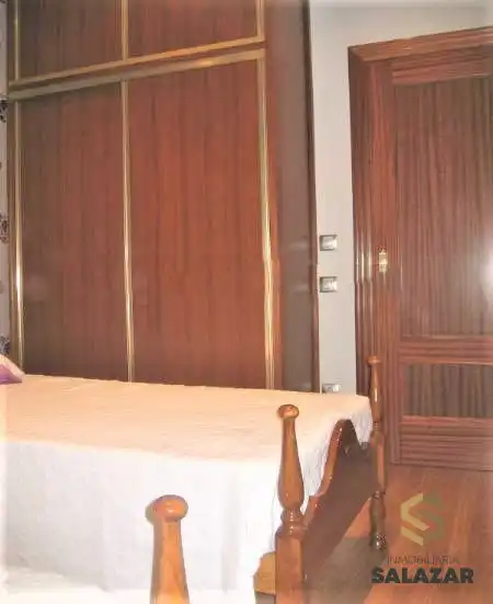Bedroom of Flat for rent in Bilbao   with Heating and Storage room